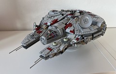 Lego Star Wars Light Freighter YV-560 Cloudrunner (MOC) (1)