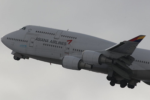 Asiana Airlines HL7428