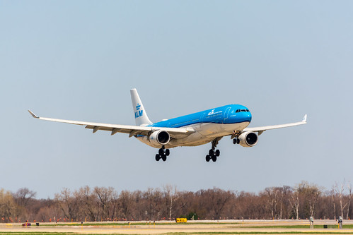 KLM-Royal Dutch Airlines: Airbus A330-303: PH-AKB