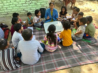 Blue Pen’s Volunteer Krishna taught Mathematics (Shapes name) to 2nd and 3rd grades students at Okhla tank slums, today 7th April,24.