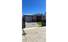 217 Military Road, Avondale Heights Vic
