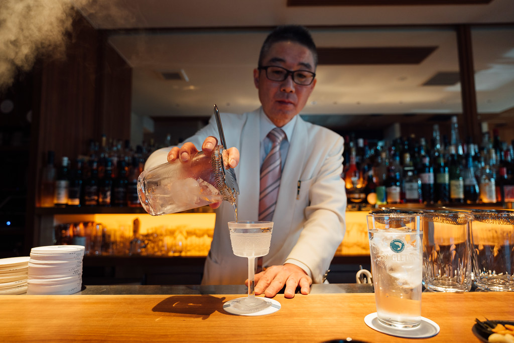 東京銀座酒吧｜來喝一杯毛利大師的經典馬丁尼吧，位在銀座，可以從下午就開始小酌配上甜點，MORI BAR GRAN