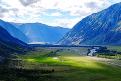 Altai mountain pass katu-Yaryk