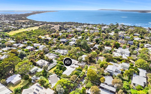 19 Girvan Grove, Point Lonsdale VIC 3225