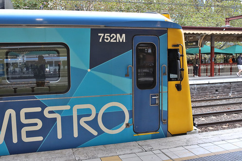 Front cab of a Siemens train waiting on Platform 9 at Flinders Street Station, Melbourne