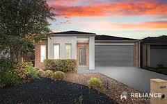 35 Surrey Grove, Point Cook VIC