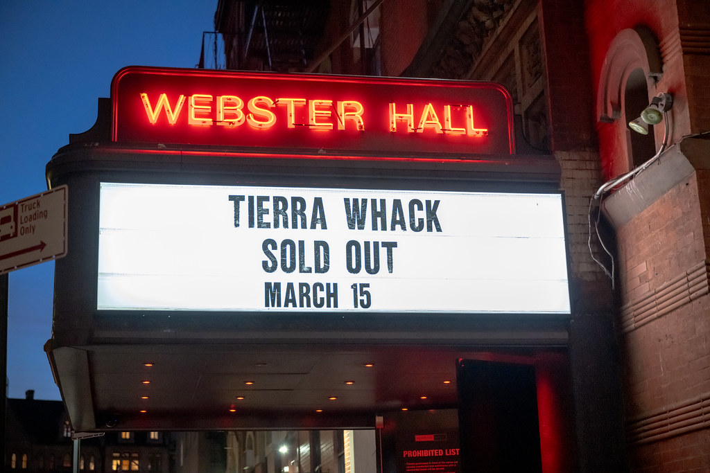 Tierra Whack images