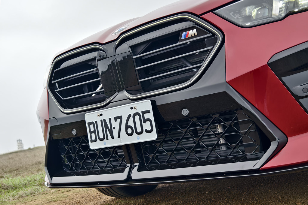 BMW 240410-33
