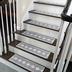 Stair Treads: Enhancing the Look of an Open Staircase