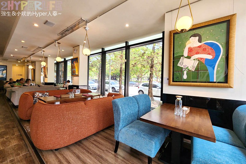 想台中The Café By│被落羽松與綠意包圍的唯美玻璃屋餐廳，位在七期空間超大提供聚餐包場，餐點選擇齊全適合多人分享！ @強生與小吠的Hyper人蔘~