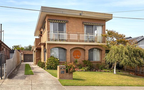 26 Magdalen St, Pascoe Vale South VIC 3044