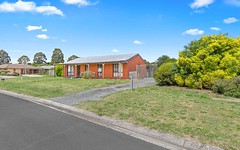 11 Wicklow Drive, Invermay Park VIC
