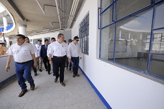 Presidente supervisa escuela en Retalhuleu by Gobierno de Guatemala