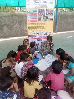 Blue Pen’s Volunteer chanchal taught (Body parts name) to 2nd grades students at Nithari slums, today 28th April,24
