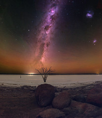 Crux, Carina & the Magellanic Clouds at Lake Norring, Western Australia
