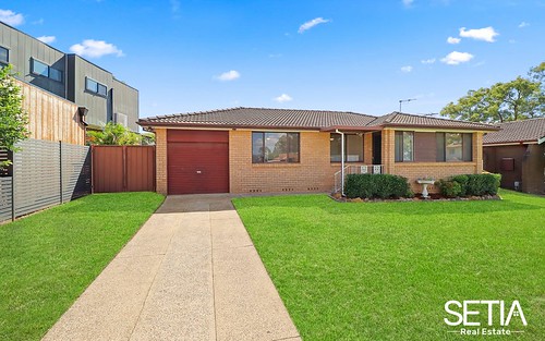 4 Cress Place, Quakers Hill NSW 2763