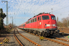DB 110 508 en N-Wagen. Emmerich am Rhein 11-3-2012.