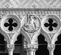 Venice as Justice on the east facade of the Palazzo Ducale