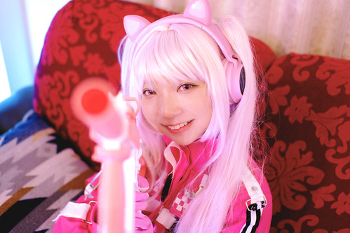 Cosplay of the character Alice from gNIKKE Goddess of Victoryh