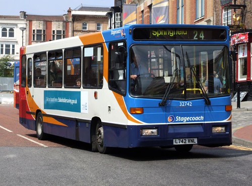 [Stagecoach UK Bus] 32742 (L742 VNL) in Darlington on service 24 - John Carter