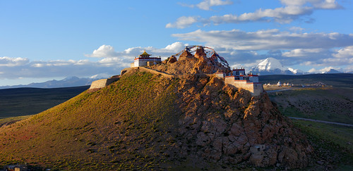 Sunset at the Sparrow monastery and Gang Ti Se, Tibet 2017