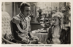 Willy Fritsch and Lilian Harvey in Der Kongress Tanzt (1931)
