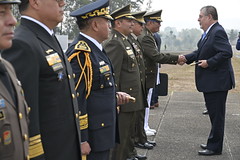 20240525  AI PRESIDENTE AREVALO PARTICIPA ASCENSOS A GENERAL DE DIVISION Y BRIGADA  097 by Gobierno de Guatemala