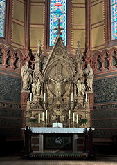 Apolda, Lutherkirche, Backstein-Altar