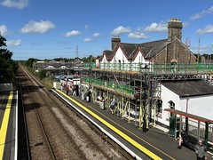 Llanfairpwllgwyngyllgogerychwyrndrobwllllantysiliogogogoch railway station