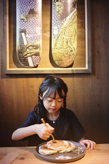 Sakiko - SIX DAYS CAFE.