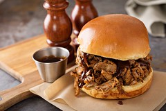 Pulled pork sandwich with bbq sauce