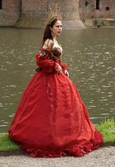 240420 Haarzuilens - Elfia 2024 - The Princess in the Red Dress 1002