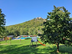 Blick auf Schloss Bieberstein in der Rhön. Heute ein Internat.