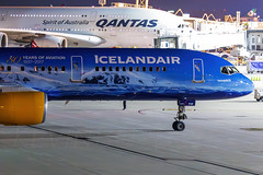 Icelandair 757-200 © 27263019@N00 Flickr