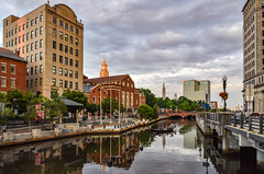 (on Explore 14-10-2024) Promenade en gondole sur la rivière Providence dans le centre-ville de Providence!