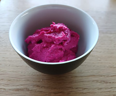 Hummus with Beetroot