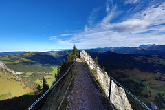 Path To Heaven / Weg in den Himmel (explored)