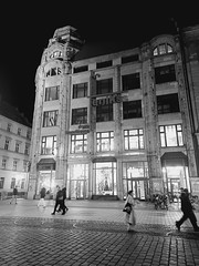 Feniks Department Store