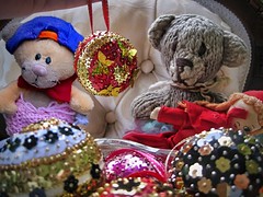 Peter Chooses a Bauble for Mummy Marian