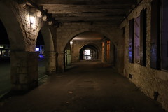 Balade nocturne sous les arcades (Mauvezin)