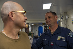 Sailors receive flu shots aboard Boxer 241205-N-JB475-2008