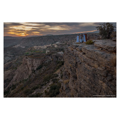 Sunset on Jebel Akhdar: Where Locals and Tourists Meet