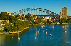 Sydney Harbour Bridge, Opera House: Summer evening . . .