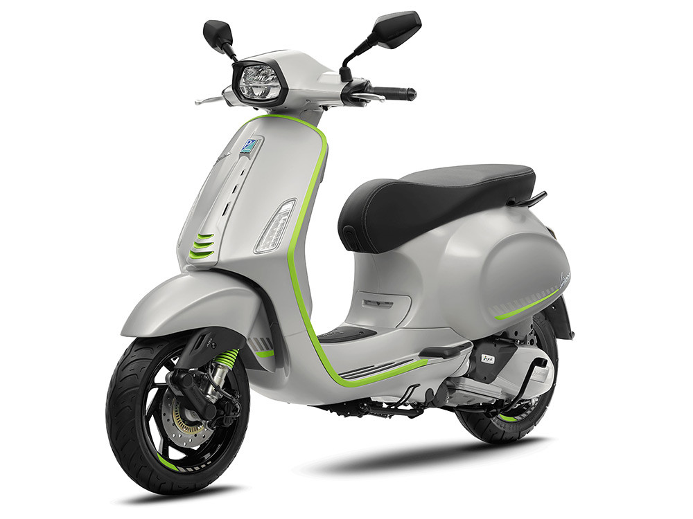 Vespa 250120-6