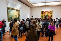 Crowds at a Famous Painting