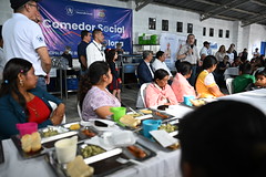 Presidente Bernardo Arévalo y ministro Abelardo Pinto (MIDES) Participan en inauguración de Comedor Solidario en Olopa Chiquimula 20250314 by Gobierno de Guatemala