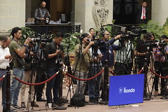 SANTIAGO PALOMO DE SCSPR LIDERA CONFERENCIA DE PRENSA LA RONDA PALACIO NACIONAL by Gobierno de Guatemala