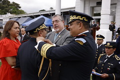 Presidente Bernardo Arévalo en calidad de Comandante General del Ejército, y la Vicepresidenta Karin Herrera, participaron en los actos de ascensos de Oficiales del Ministerio de la Defensa by Gobierno de Guatemala