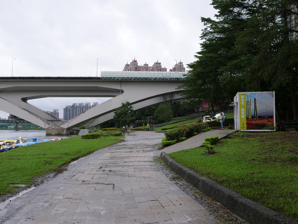 碧潭