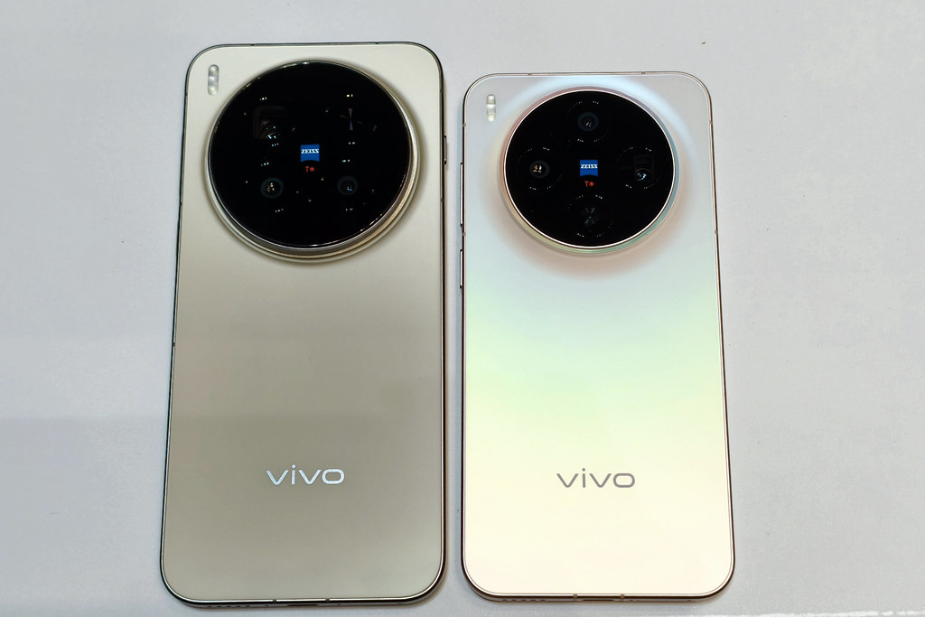 vivo X300系列超規升級一次看!預購送增距鏡不限量、搭配舊換新萬元有找 23 vivo 251031-22